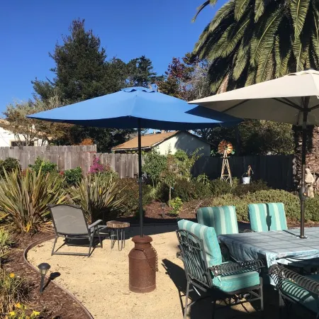 Dog Friendly, Allergen-free 5 minute walk to the bay and eateries
