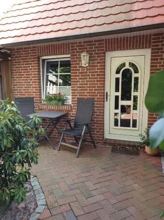 Cozy vacation apartment near a quiet park