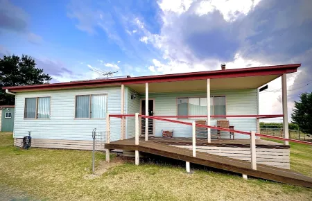 'Avalon' - Small group or family getaway Отели в г. Станторп