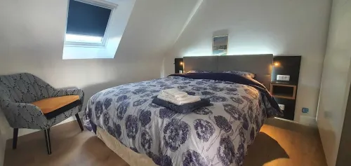 Quiet apartment with exceptional sea view on the heights of Erquy comfort + parking