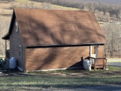 Your Cabin Retreat! Mountain Views-Hot Tub-King Bed-Fast Wifi-Vet Owned Hotels in Preston County