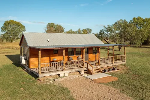 Brazos River Cabin on 15 Acres
