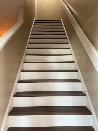 LOCATION! Between Downtown Savannah & Tybee