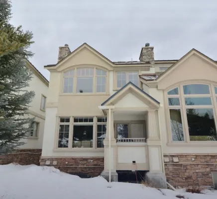 Large Cozy Townhouse Ski-in / Ski-out to Super Bee, Private Washer /Dry & Garage Hotel a Copper Mountain