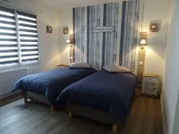 Seaside 2/5 People "JACUZZI and Private Sauna Option PAYABLE