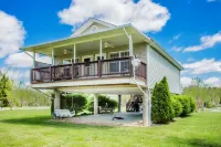Riverside Haven. Easy Drive. Minutes to It All! - Chalets