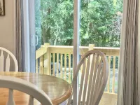 Pet Friendly Historic Downtown Bungalow with Fenced In Yard! - Boutique