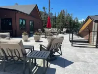 Sky House- Family Friendly Cozy Mountain Escape right in town of Grand Lake Hotels in Grand Lake