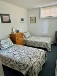 3 Bedroom Cottage just steps to Private Beach! Pet Friendly!