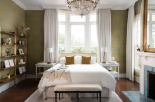 Historical home in downtown Waco built to host the dreamiest stay!