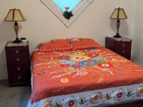 Steps from restaurants and the historic Stockman’s Bar and Grill. Hotels in Jackson County