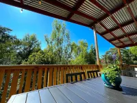 Fully Remodeled Private Wine Country Bungalow! Sunny Treetop Views, Luxury Beds
