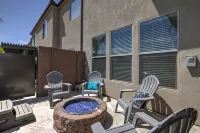 *Desert Escape- With a Private Hottub & Firepit*