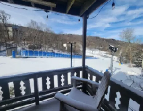 Ski-in Chill-out - AC! On Slopes