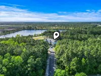Large 3 bedroom condo l Free shuttle to the beach l 2 Pools l Golf