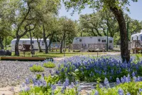 Glamping in Spicewood TX Hill Country- The Vagabond