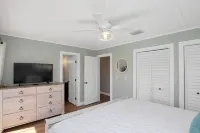 300/Night~Ice Machine~Pool~ Close to Open Gulf Water~Family Friendly Home,