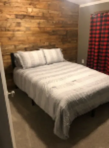 Newly renovated lake house with stunning views!