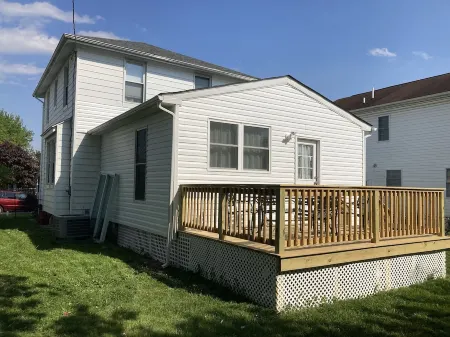 Spacious Elegantly Furnished 4BR House in Great Location in Baltimore Отели рядом с достопримечательностью «Парк Хилтон Тайр»