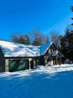 Lodge style home with plenty of space