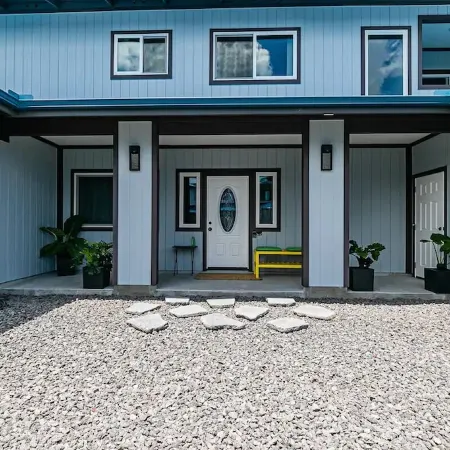 Entire 3-bedroom house in Hilo