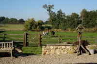The Hayloft- dog friendly romantic retreat- log burner and lovely rural views