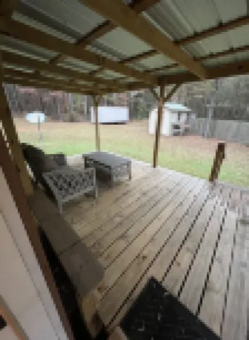 Spillway Road Retreat (2.5 miles from Lake D’Arbonne)