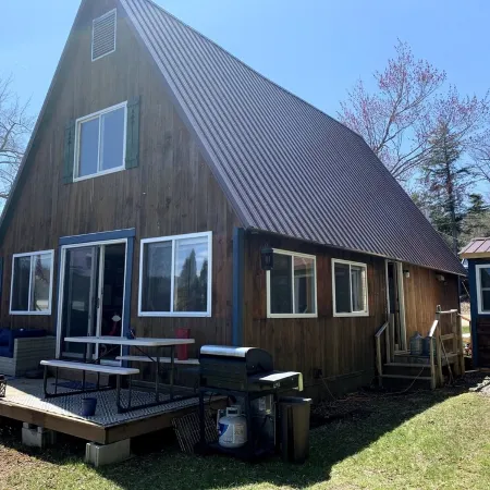 on gorgeous Great Pond (lake), great for families!