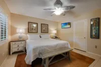 Beachfront Paradise on Lbk - Steps to Sugar Sand, Gulf Waves and Magical Sunsets - Wifi