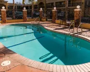 Quality Inn Near Chico State - Pools
