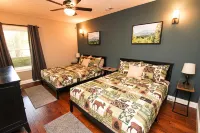 Perfect Mountain Home, Hot Tub, Fire Pit, Pool Table, Massanutten Resort
