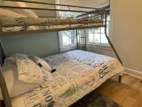 “The View” Lake Front Cottage w/Hot tub 클라인스 호텔