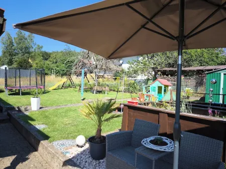 Ruhige Familienfreundliche Ferienwohnung Direkt im Hochwald Отели в г. Мерциг-Вадерн