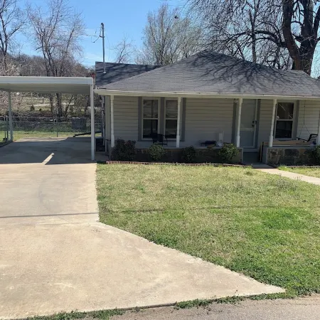 Boho Bungalow 2-Bedroom House Professionally Cleaned in Delightful Fort Smith