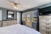 Ocean Front home, Private Beach , 5 Bedrooms, 4 full baths, sleeps 14
