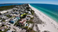 Sandy Cheeks & Barefeet, Gorgeous Interior Gulf Beach Place, Pool, on Beach Side