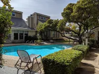 🌟LOCATION! Very Nice 2 BD 2BA Directly Across From Resort-Pool Grill Sleeps 6🏊