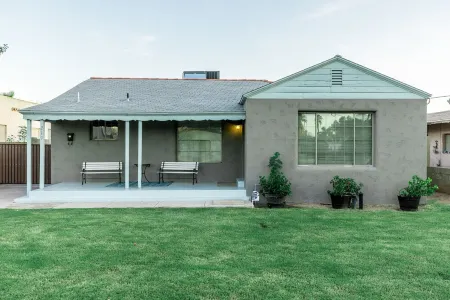 3BR Remodeled Home in Mesa | Near LightRail | CAR! Отели рядом с достопримечательностью «Аризона Музеум оф Нэчурал Хистори»