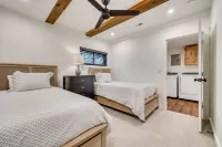 Lakefront A-Frame- Family Friendly-Renovated-As Seen on the TV Show Staycation!