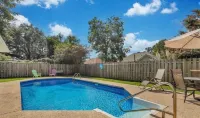 Private POOL Paradise w/ Game Lounge!