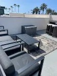 Oceanside beach retreat 3 min walk to beach Rooftop views - 3-Star