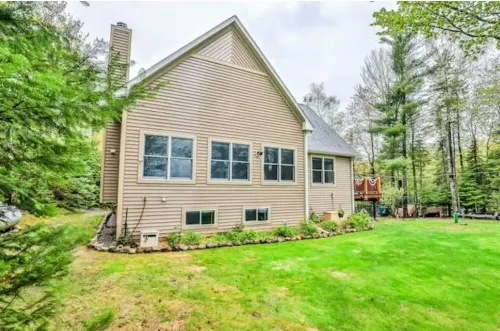 Slice of Heaven with 3,000' Shoreline on the "Crown Jewel" in the Northwoods - balcony