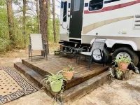 Cozy Boho Camping in 1Bedroom RV-5 min from Renfest!