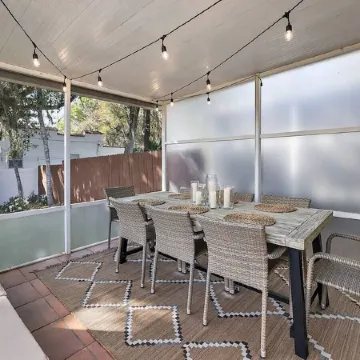 Closest Stay to Downtown Mt Dora - Renovated - Walk Everywhere - 5-Star Reviews