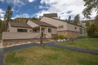 Bright, spacious, & extra clean condo in heart of a perfect CO setting!