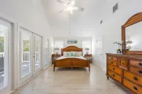 ★Welcoming Family Vacation Gated home★with private heated pool and Patio