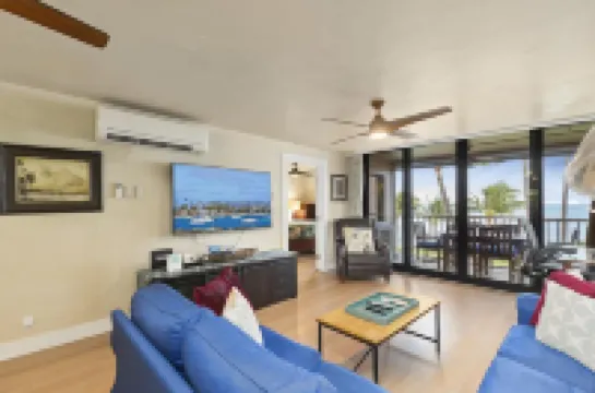 Maalaea Kai 307 Maui Prime Oceanfront King Beds w/ ensuiteDedicated Workspace