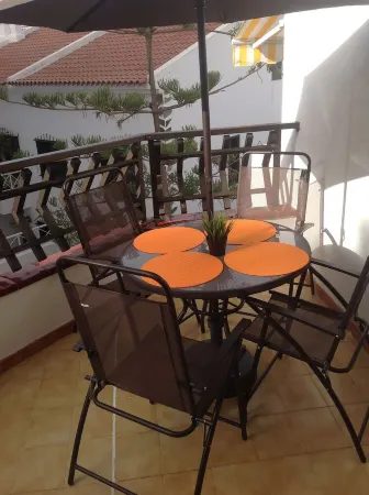 Club Tenerife Los Diamantes 1 Bed Apartment Seaview Los Cristianos. FREE WIFI