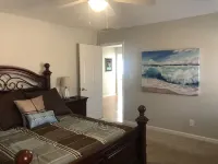 Stunning Lake Chalet close to Margaritaville & Aqualand