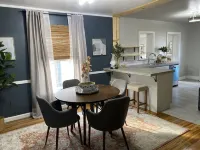 Cheerful quaint home in prime Tulsa area.